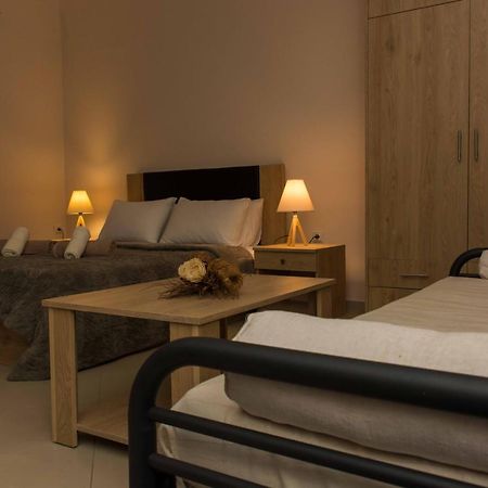 Central Luxury Studio Corinth 外观 照片