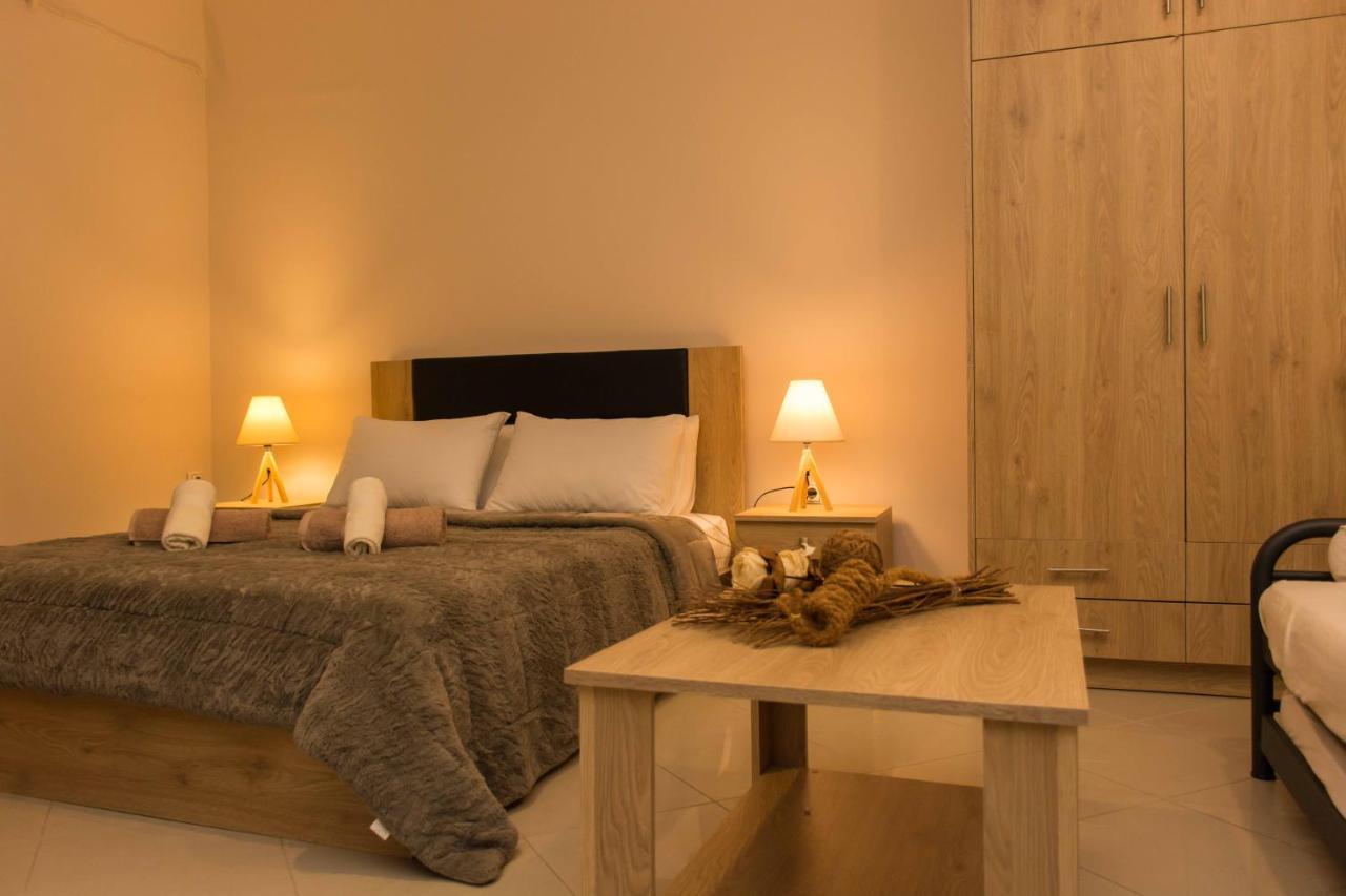 Central Luxury Studio Corinth 外观 照片