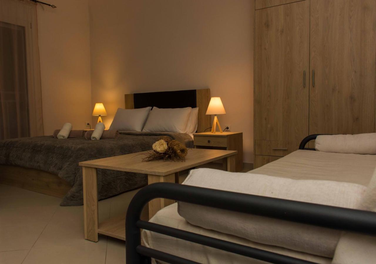 Central Luxury Studio Corinth 外观 照片