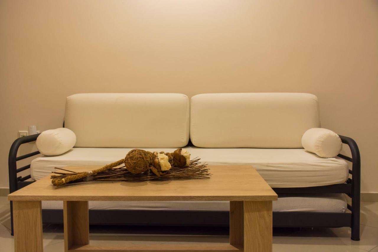 Central Luxury Studio Corinth 外观 照片
